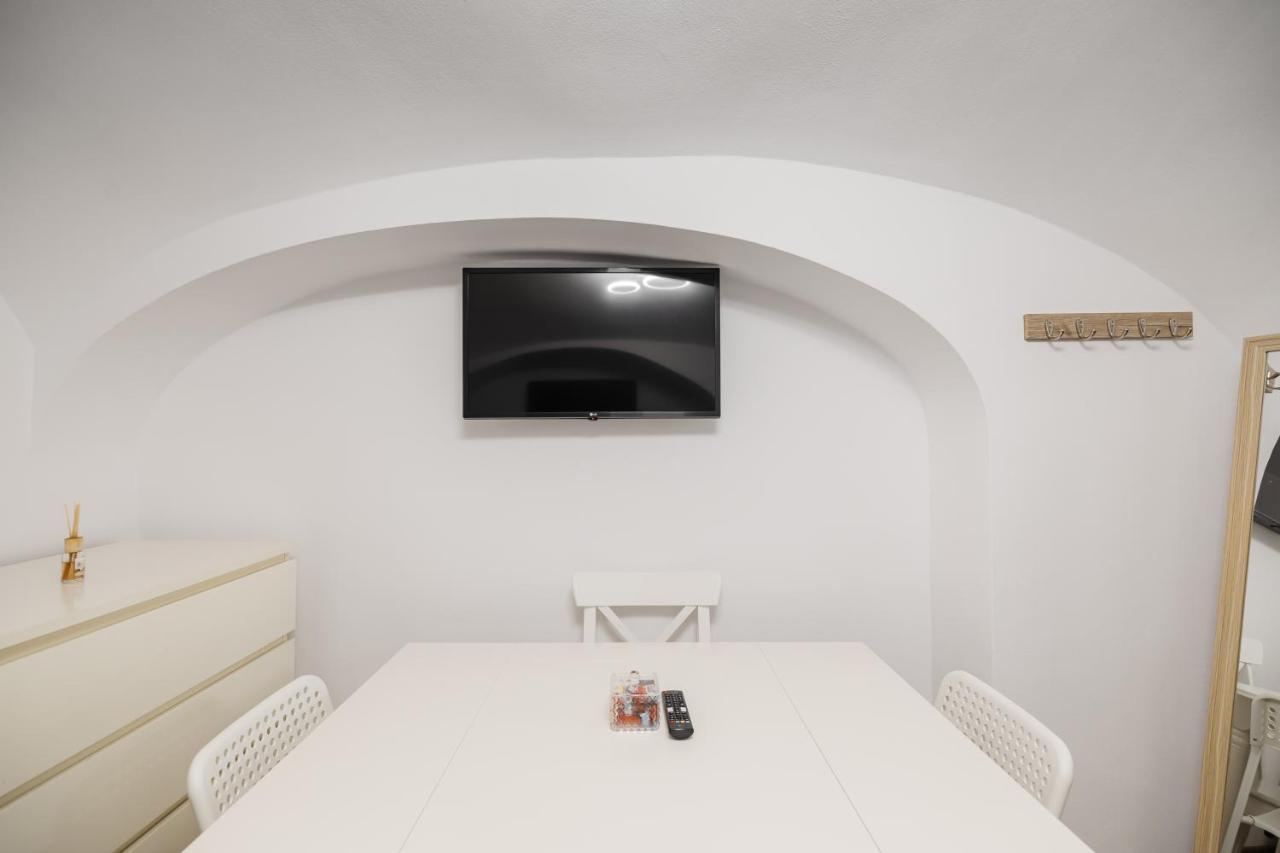 Downtown Cio Apartment Sibiu Exterior foto